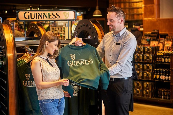 Guinness Storehouse Experience - Tastings and How to Drink Guinness the Right Way