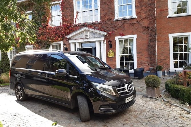 Hayfield Manor Cork to Shannon Airport Premium Car Service - Cork to Shannon by Premium Chauffeur: How the Experience Works