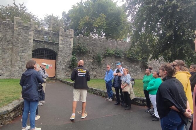 In Our Shoes Dublin Walking Tour - Stop 1: The Liberties walk, folklore plus real street-level context