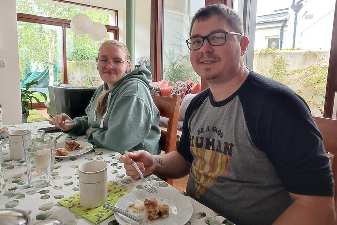 Irish Baking Class: Granny's Apple Cake, Traditional Scones - The real value: technique, comfort, and a personal host