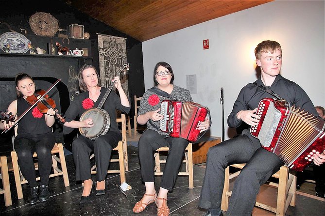 Irish traditional music, song & dance. Galway. Guided. 2 hours. - Why this Seisún show feels more like a living tradition than a stage performance