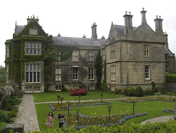 Kerry Highlights Day Tour from Dublin - Muckross House, gardens, and traditional farms: included time, paid entrance