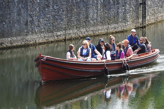 Kilkenny Boat Trip - St. Canice’s Cathedral and the Round Tower View You Usually Miss