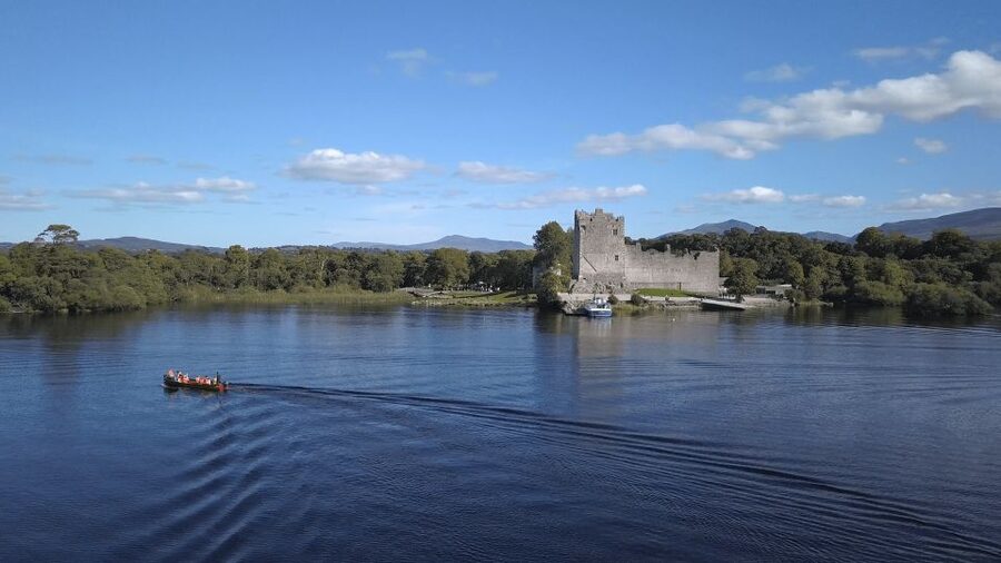 Killarney: Lakes of Killarney Boat Tour with Transfer - Riding the Gap of Dunloe from Kate Kearney’s Cottage