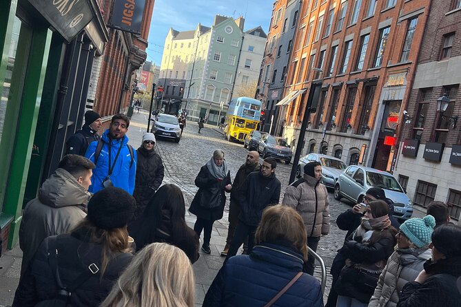 Macabre, Ghostly & Bloody Walking Tour - The route’s rhythm: why the short stops work