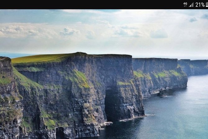 Minibus hire galway Ireland - Guides and drivers that turn routes into stories