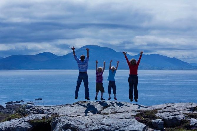 Off the beaten Path Private Tour of Ring of Kerry - Portmagee: the lunch-style break that keeps you fueled