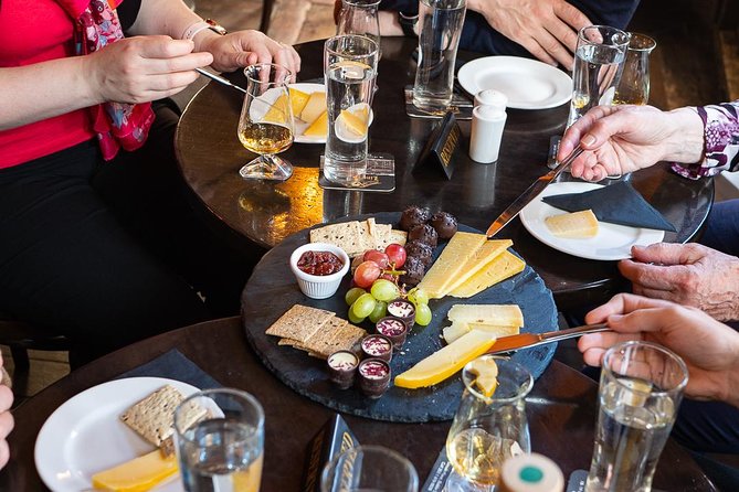 Premium Whiskey and Food Tasting in Dublin - Timing, walking, and what your evening plans should include