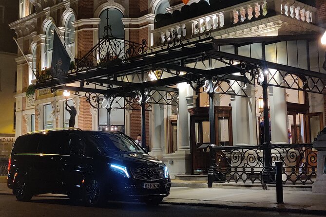Private Dublin Airport Transfers to City Center Hotels - Arriving at Dublin Airport Terminal 2, the First Easy Win