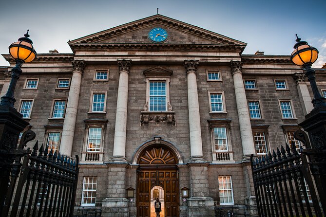 Private Dublin Day Tour - First-Class Comfort: Pickup, Vehicle, and Small-Group Rhythm