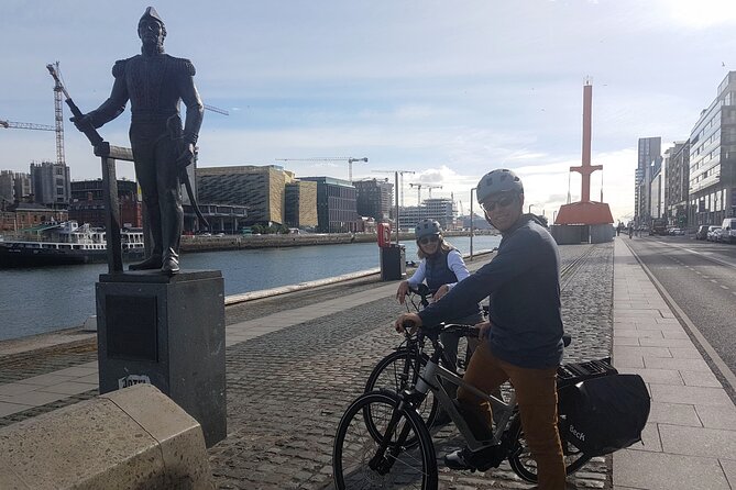 Private Dublin Historical and Heritage Tour by Bike - The 40 Steps, St Patrick’s Cathedral, and the Swift connection at street level