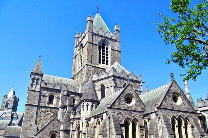 Private Dublin Sights and Pints (Walking Tour) - Hapenny Bridge photos, Guinness air, and river direction tips