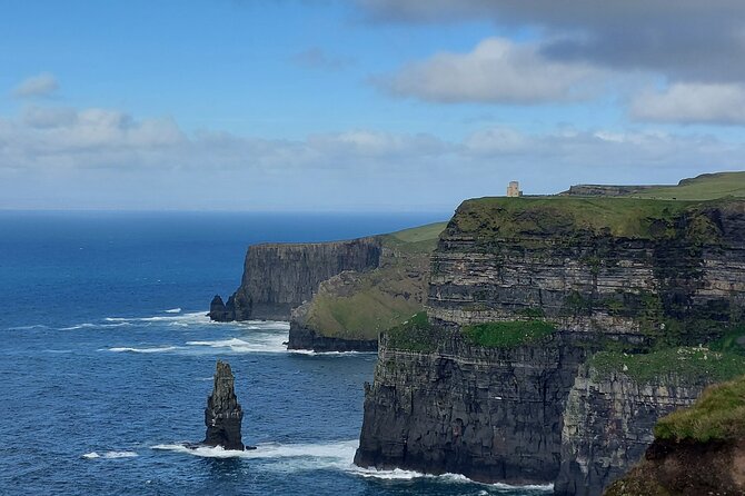 Private Limousine hire Cliffs of Moher Day Tour - Cliffs of Moher: planning your 2 hours on the Wild Atlantic