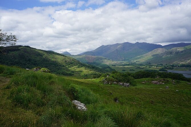 Private Ring of Kerry Highlights Tour from Cork, Car or Minibus - Moll’s Gap and Ladies’ View: quick stops that reward patience