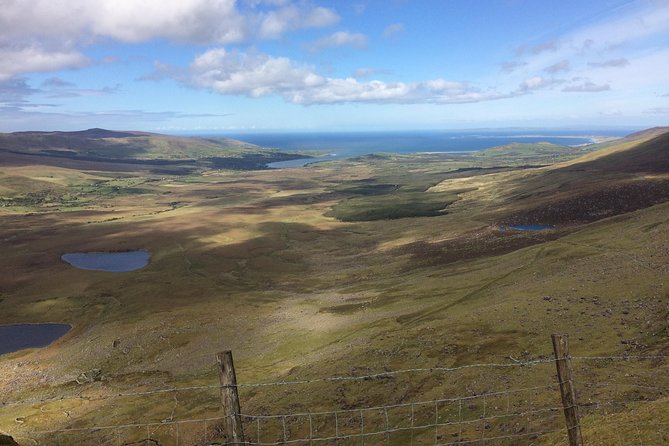 Private tour of Dingle and Slea Head with accredited guide - Conor Pass and the narrow road thrill, with control and confidence