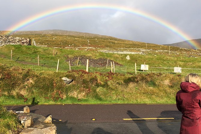Private Tour of Dingle Peninsula from Killarney - Stop 1: Dunbeg Fort and its 500 BC stone fortifications
