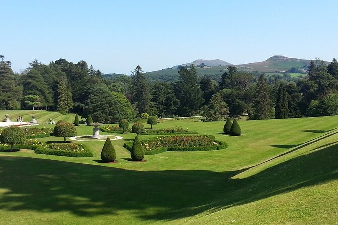 Private Tour of Glendalough and Powerscourt Gardens, (1-7 ppl) - The ride back to Dublin: live music and Irish food tips