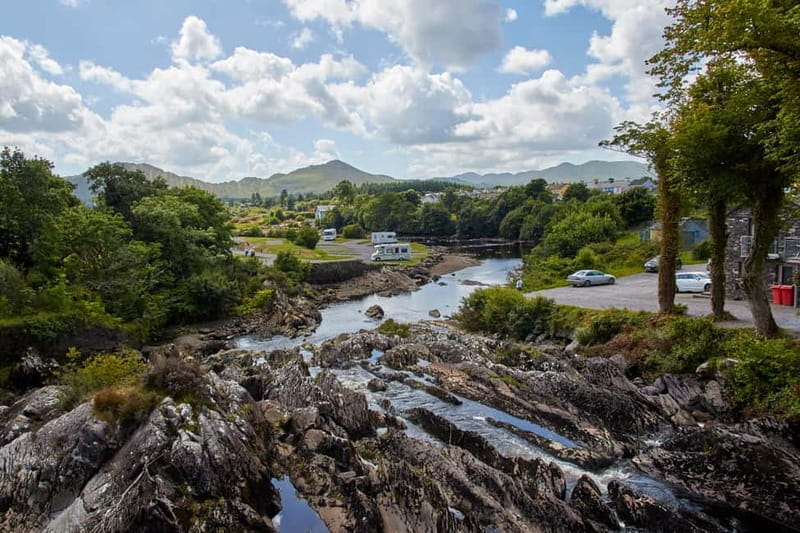Ring of Kerry & Kerry Cliffs: Private Tour from Killarney - Glenbeigh and Cahersiveen: where the coast opens up
