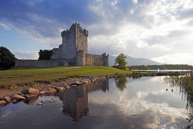 Ring of Kerry private Tour from Killarney, Car or minibus - Private Pickup and a 9-Hour Pace That Fits You