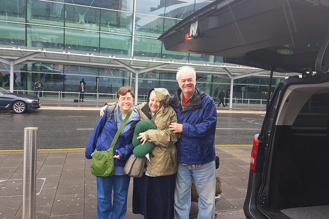 Shannon Airport to Cork, Private Chauffeur Service - Arriving in Cork: smooth drop-off and bag-handling finish