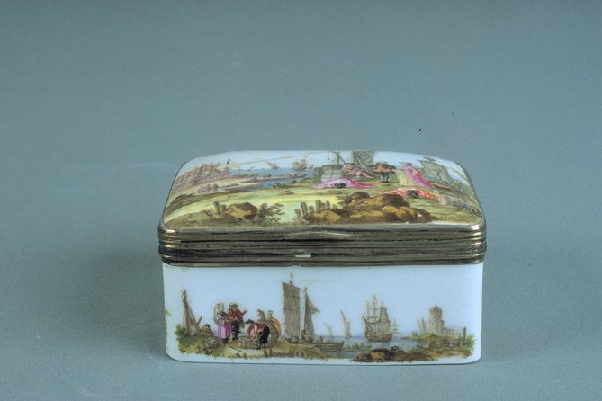 Skip the Line: Hunt Museum Ticket - A Special Nod to Contemporary Irish Ceramics