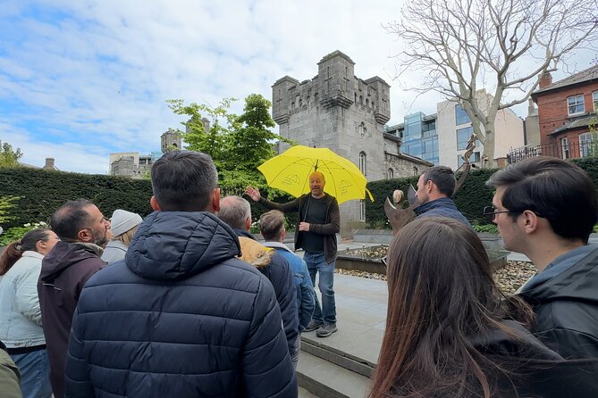 Small Group Bucket List Sights Walking Tour with a Local Guide - Key highlights you’ll feel on the walk