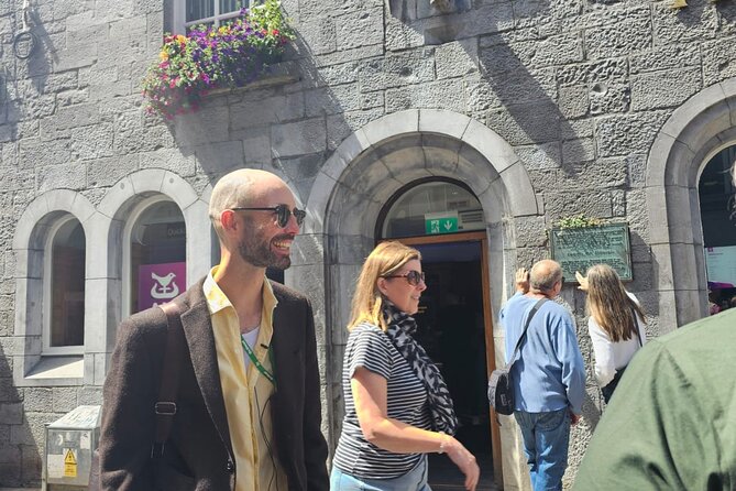 Story Galway 90 Minute Walking Tour - Naughton’s Pub and the quiet parallel walk