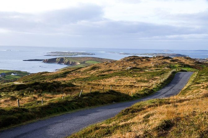 Sustainable Connemara and Galway Bay Rail Tour from Dublin - The bus transition in Galway: why timing matters
