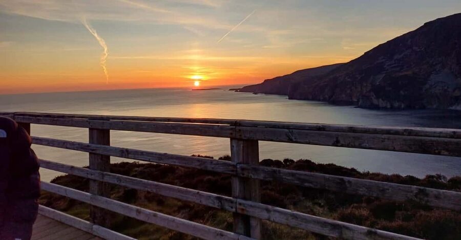 Teresa's slieve league tour - The 2-Hour Walk From Visitor Centre To Cliff Viewpoints