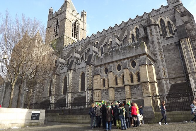 The Best of Dublin - Highlights and Hidden Corners - Start point clarity: One Central Plaza and the Tree of Gold