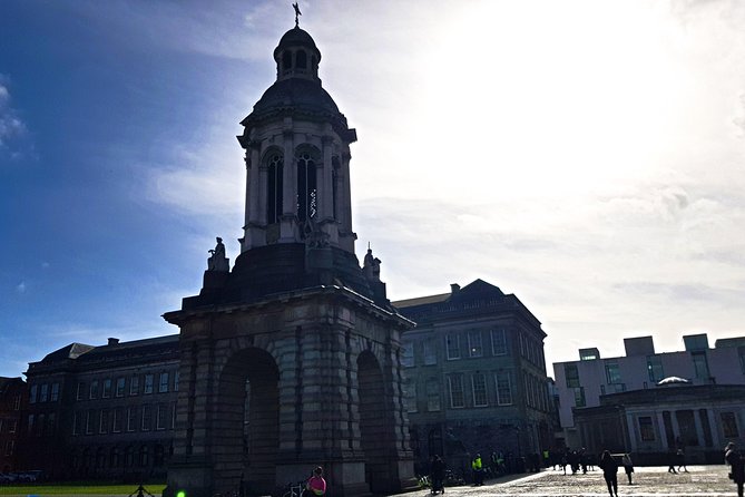 The Best Of Dublin Walking Tour - Stop 2: Dublin Castle courtyards and garden time