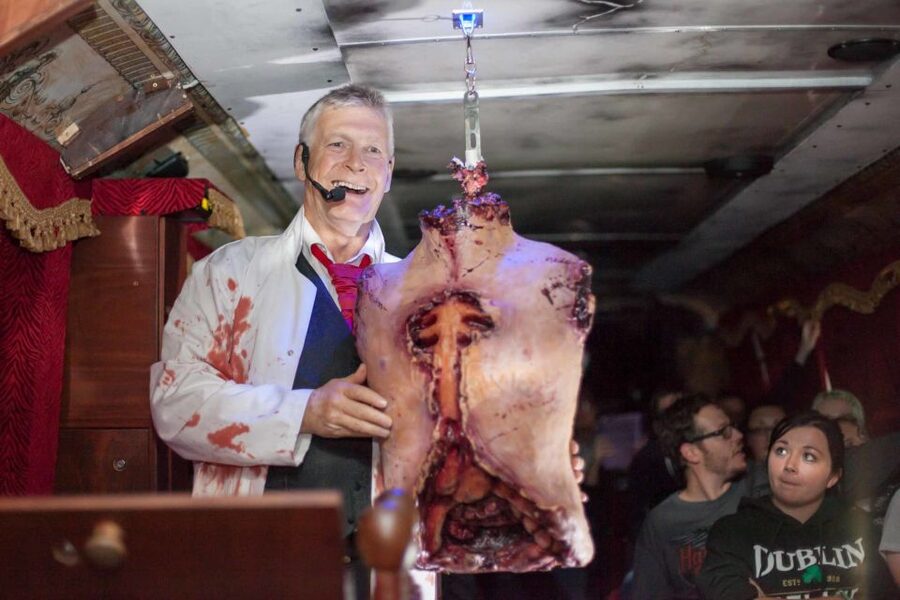 The Dublin Ghostbus Tour - Hellfire Clubroom and the haunted museum downstairs: the stops that change the pace
