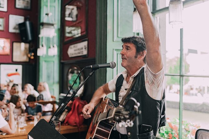 The Irish Dance Party in Dublin - Live Irish music and storytelling from the MC and musicians