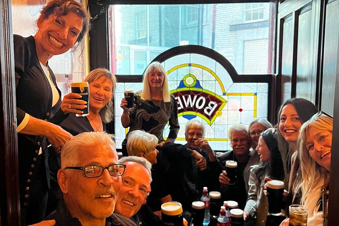 The Perfect Pint Pub Tour - Glasnevin Cemetery and the traditional pub stop for a best-in-Dublin pint