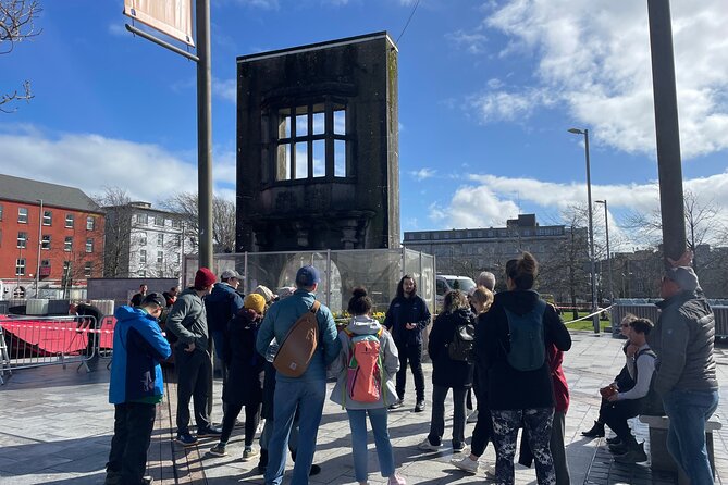 The Welcome to Galway Walking Tour - Starting in Eyre Square: your Galway orientation in 15 minutes