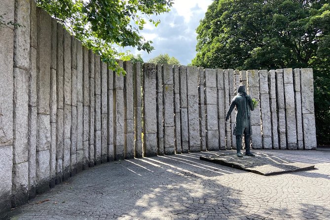 Turtle Bunbury's Dublin: A Self-Guided Audio Tour from a Celebrated Author - Huguenot Cemetery, O’Donoghue’s, and the Merrion Hotel area: stories beside everyday Dublin