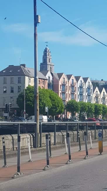 Visite guidée de Cork city en français avec guide - Le guide et le style Un loup chez les rebelles de Cork