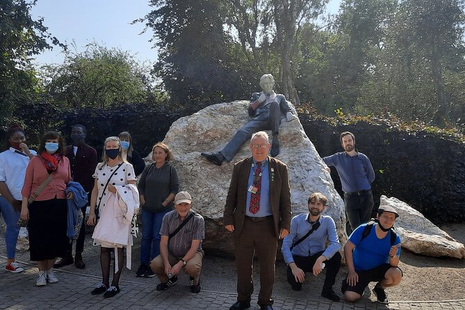 Walking tour in Merrion Square Park - Dublin Rogues Tour - Is $28.66 worth it? Timing, group size, and value