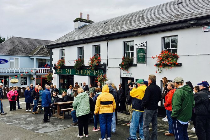 Walking Tour of The Quiet Man Film Locations in Cong - Cong in one hour, with The Quiet Man in your eyes