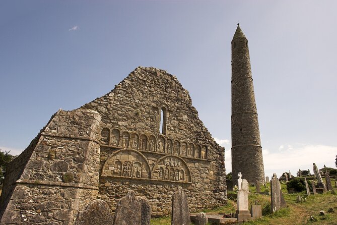 Waterford Crystal and Kilkenny Full-Day Rail Tour from Dublin - Kilkenny Castle, St Canice, and the Medieval Mile in one organized morning