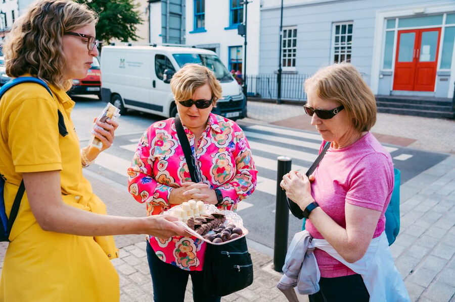 Westport: Fun-filled walking tour of a beautiful town - Stop 2 in practice: Georgian streets, alleys, and a town that reads like a story